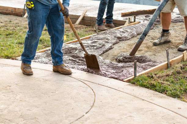 Best Custom Concrete Contractor  in Doolittle, TX